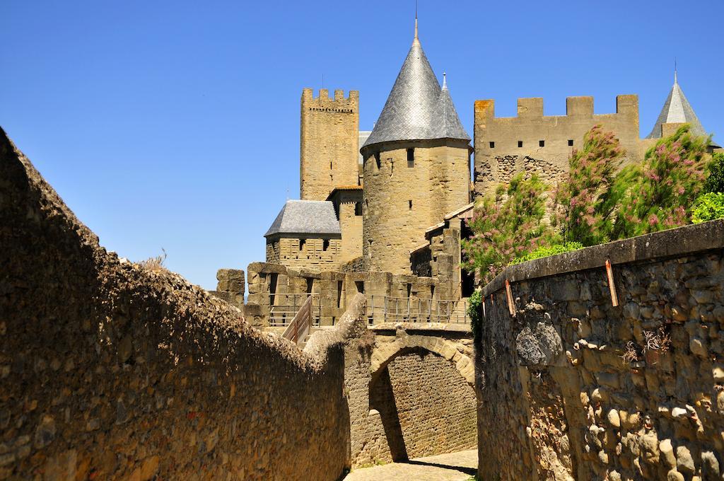 Hotel Du Soleil Le Terminus Carcassonne Eksteriør billede
